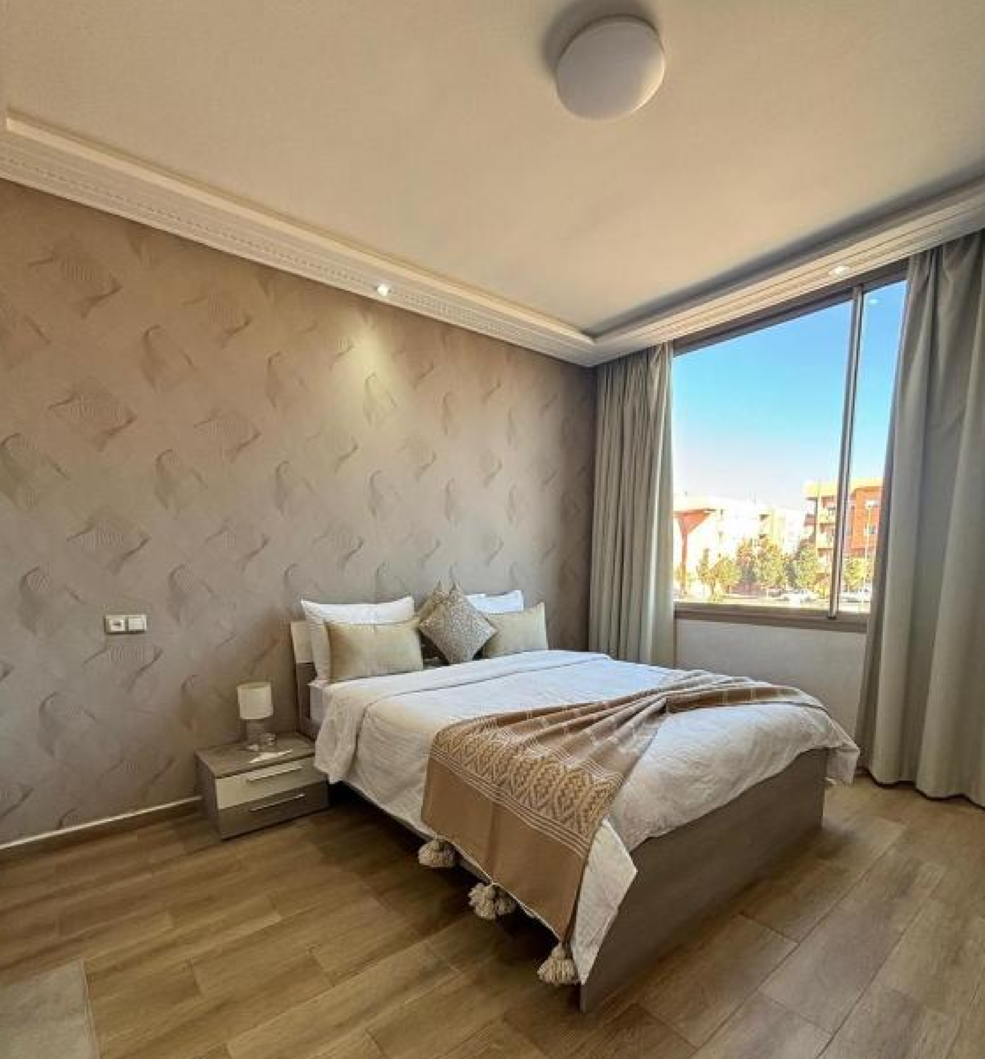 Double Room with Private Bathroom (Off-Suite)